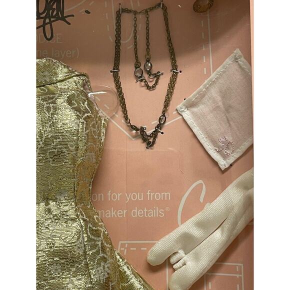Barbie Dressmaker Details Couture 2009 A Golden Year Fashion #543 NBDCC Signed - Picture 5 of 7